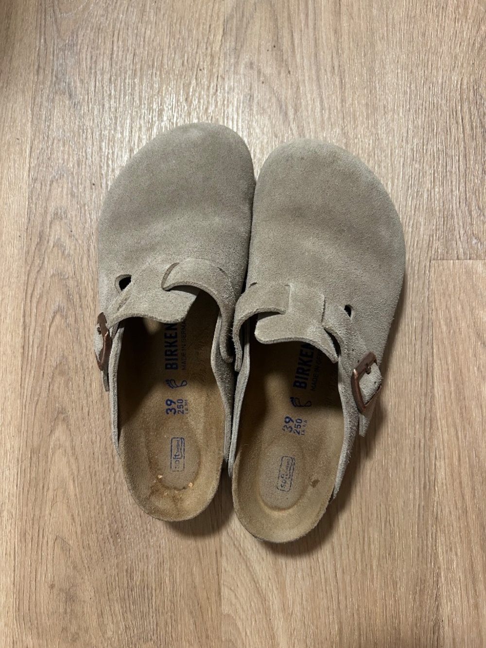 Birkenstock Boston Clogs in Taupe Suede - Picture 2 of 4